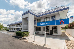Гостиница Motel 6-Norcross, GA - Atlanta Northeast  Норкросс